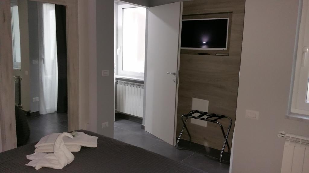 Alis Vanvitelli Suite Neapol Zewnętrze zdjęcie